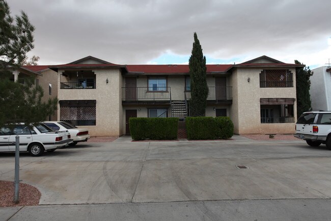 Sierra Baja in Las Vegas, NV - Foto de edificio - Building Photo