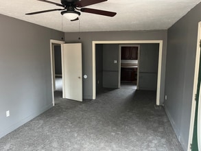 754 Raymond Rd in Jackson, MS - Building Photo - Building Photo