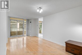 18 Spring Garden Ave in Toronto, ON - Building Photo - Building Photo