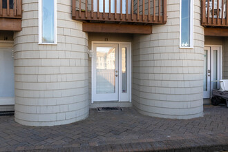 20 Pearl St in Beach Haven, NJ - Building Photo - Building Photo