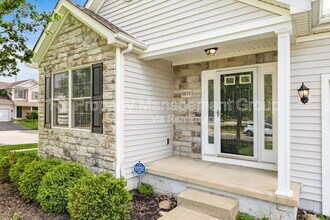 8850 Juneberry Rd in Lewis Center, OH - Building Photo - Building Photo