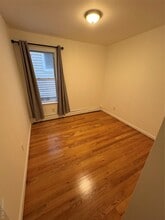 9-14 College Point Blvd in Queens, NY - Building Photo - Building Photo