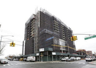 The Farrington in Flushing, NY - Building Photo - Building Photo