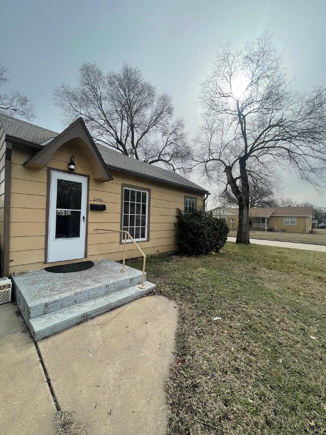 property at 2156 Santa Fe S