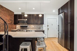 118 Suffolk St in New York, NY - Building Photo - Building Photo