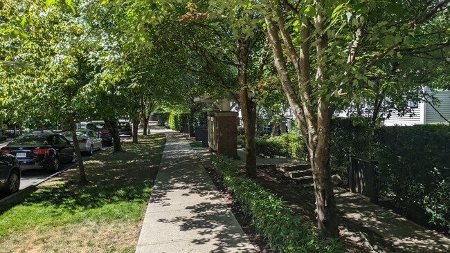 101 Fraser St in Port Moody, BC - Building Photo - Building Photo