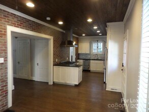 1614 Dilworth Rd E in Charlotte, NC - Building Photo - Building Photo