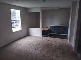 70 Red Fox Loop in Clyde, NC - Building Photo