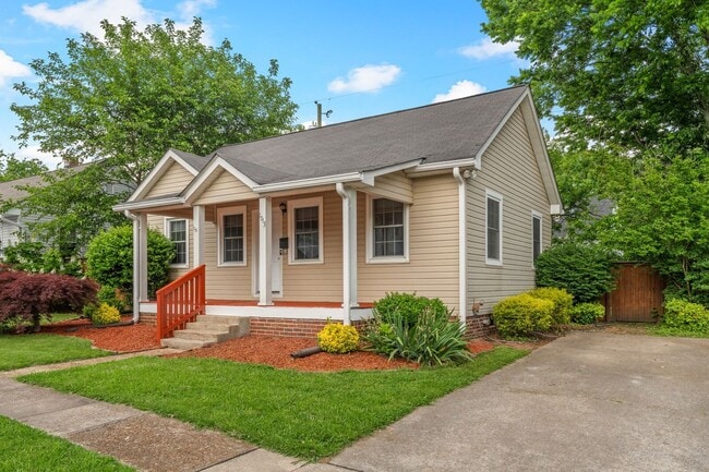 1013 Elliston St in Nashville, TN - Building Photo - Building Photo