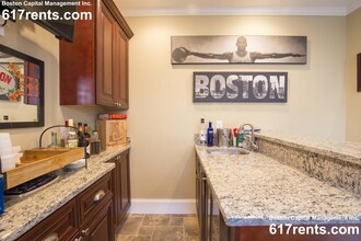 8 Gates St, Unit 1 in Boston, MA - Building Photo - Building Photo