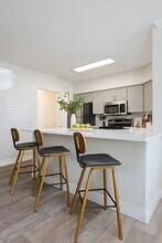 CityScape at Lakeshore in Tempe, AZ - Foto de edificio - Building Photo