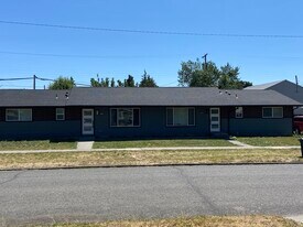 228 E Main St, Unit 228 in Goldendale, WA - Building Photo