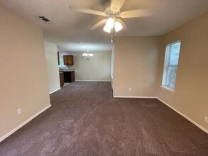312 Ware Dr in Grand Prairie, TX - Building Photo - Building Photo