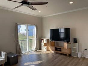 1235 Greylock Ln in Frederick, MD - Foto de edificio - Building Photo