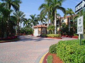 4844 N State Rd 7 in Coconut Creek, FL - Building Photo - Building Photo