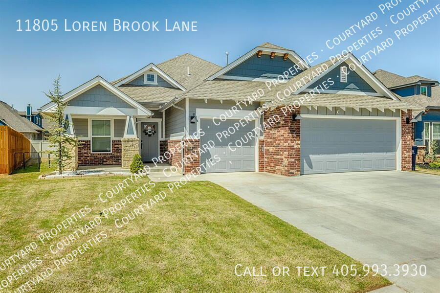 11805 Loren Brook Ln in Yukon, OK - Building Photo
