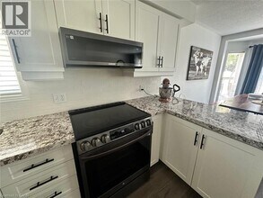 179 Dalecroft Pl in Waterloo, ON - Building Photo - Building Photo