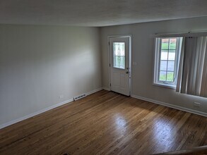 796 Adele St in Elmhurst, IL - Building Photo - Building Photo