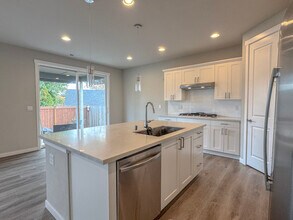 17717 26th Dr NE in Marysville, WA - Building Photo - Building Photo