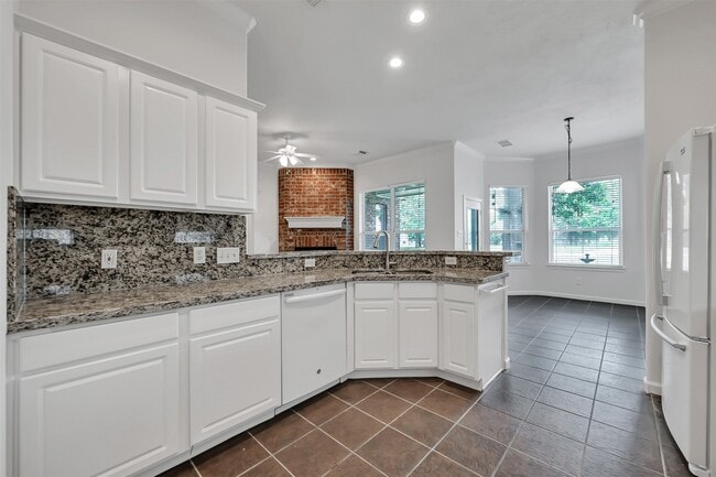 property at 47 Presidio Rd
