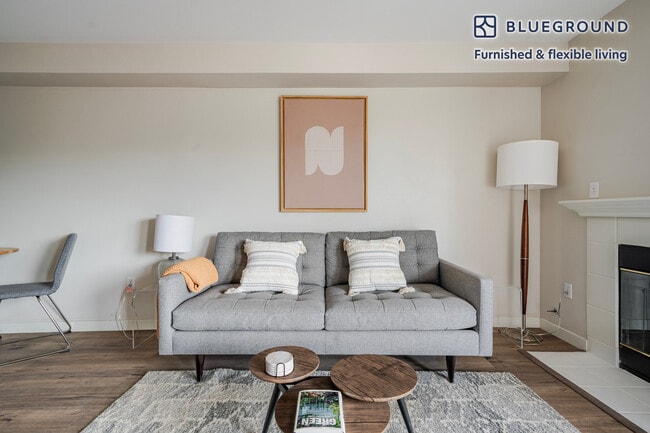 526 Yale Ave N, Unit SI FL4-ID993 in Seattle, WA - Building Photo - Building Photo