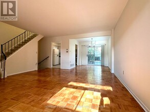 161 Carolbreen Square in Toronto, ON - Building Photo - Building Photo