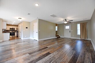 493 Woodtrace Dr in Clarksville, TN - Building Photo - Building Photo
