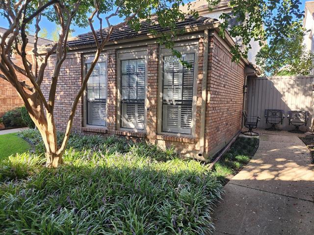 17042 Knots Landing in Addison, TX - Building Photo