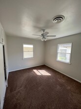 2506 Drake St in Bakersfield, CA - Building Photo - Building Photo