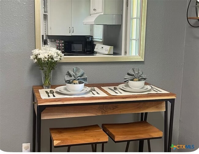 property at 284 Perryman St