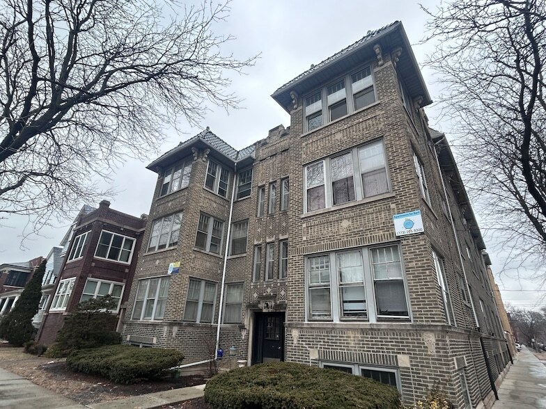 4501 N Troy St, Unit 1 in Chicago, IL - Building Photo