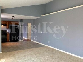 10703 Regis Ct in Indianapolis, IN - Building Photo - Building Photo