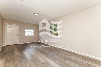 921 Dennison Ave in Dayton, OH - Building Photo - Building Photo