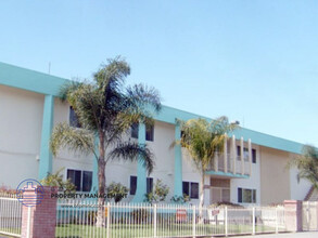 10305 Buford Ave. in Inglewood, CA - Building Photo - Building Photo