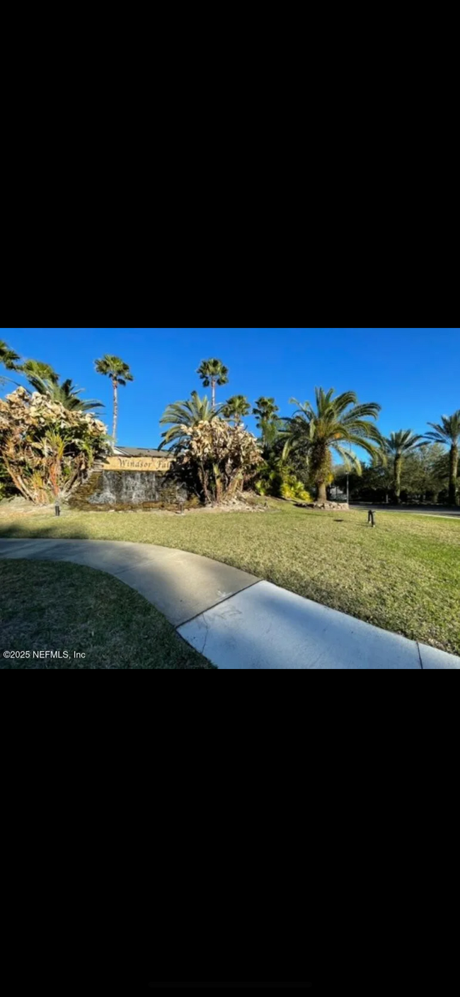 property at 7028 Deer Lodge Cir