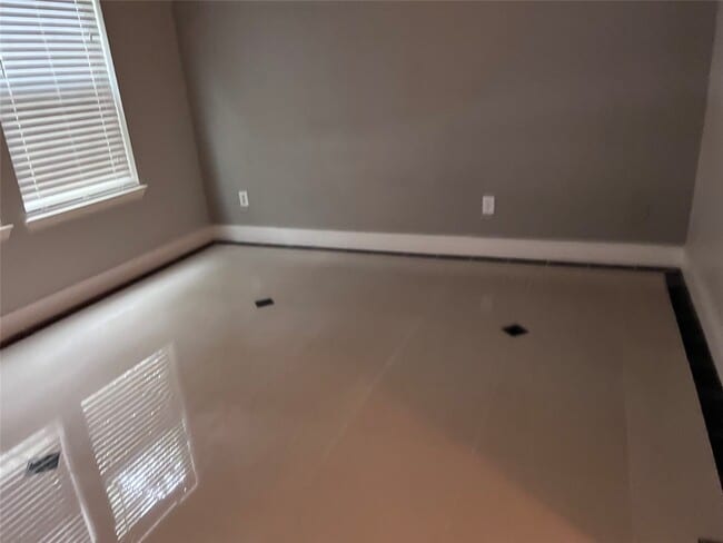 property at 19818 Lindenwick Ct