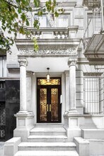 125 E 83rd St in New York, NY - Building Photo - Building Photo
