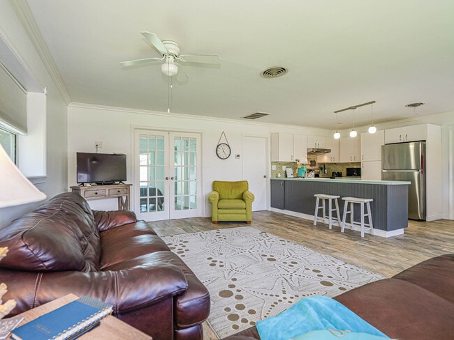 property at 1450 5th Ave