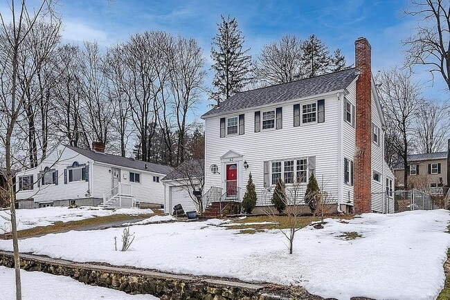 62 Mt Vernon St in Haverhill, MA - Foto de edificio - Building Photo