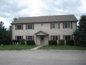 1204 9th St in Harvard, IL - Foto de edificio