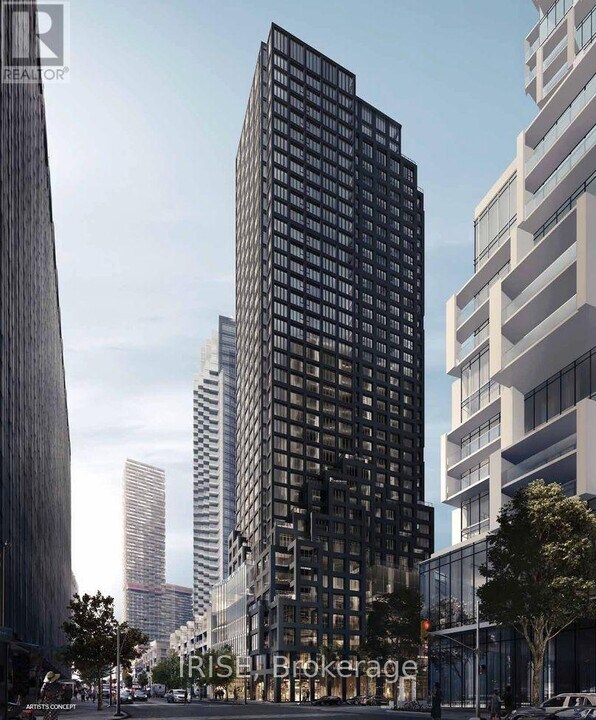 20 Soudan Ave in Toronto, ON - Building Photo
