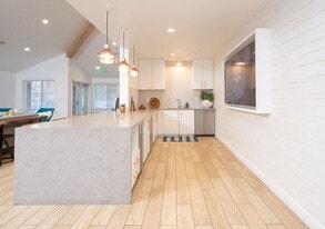 Bella Vista at Hilltop in Richmond, CA - Building Photo
