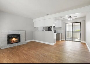 712 McCoy Ct in Lodi, CA - Building Photo - Building Photo