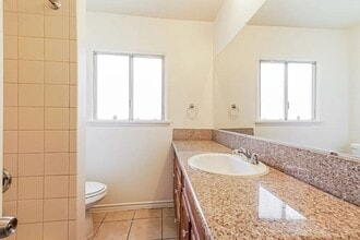 9313 Samoline Ave in Downey, CA - Building Photo - Building Photo
