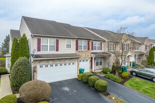 Willow Ridge Apartments in Hershey, PA - Building Photo