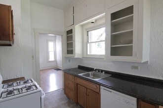 201 Franklin Ave, Unit 1 in Pittsburgh, PA - Building Photo - Building Photo