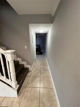 29 Madrid Ln in Davie, FL - Building Photo - Building Photo