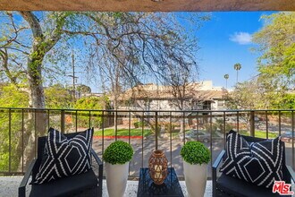 14850 Hesby St in Los Angeles, CA - Building Photo - Building Photo