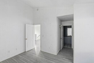 3465 Avenue C in White City, OR - Building Photo - Building Photo