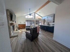 306 Deer Creek Cir in Dripping Springs, TX - Building Photo - Building Photo